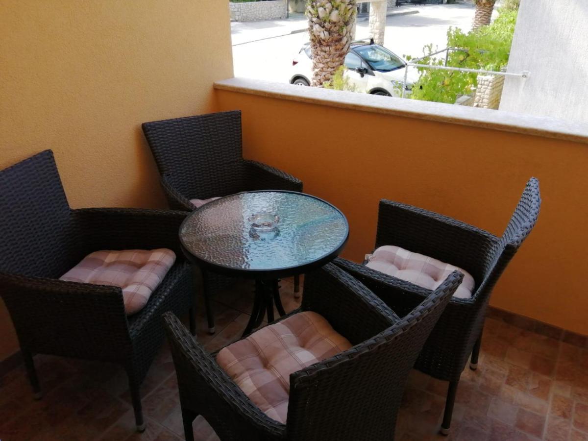 Christian Apartamento Mali Lošinj Exterior foto