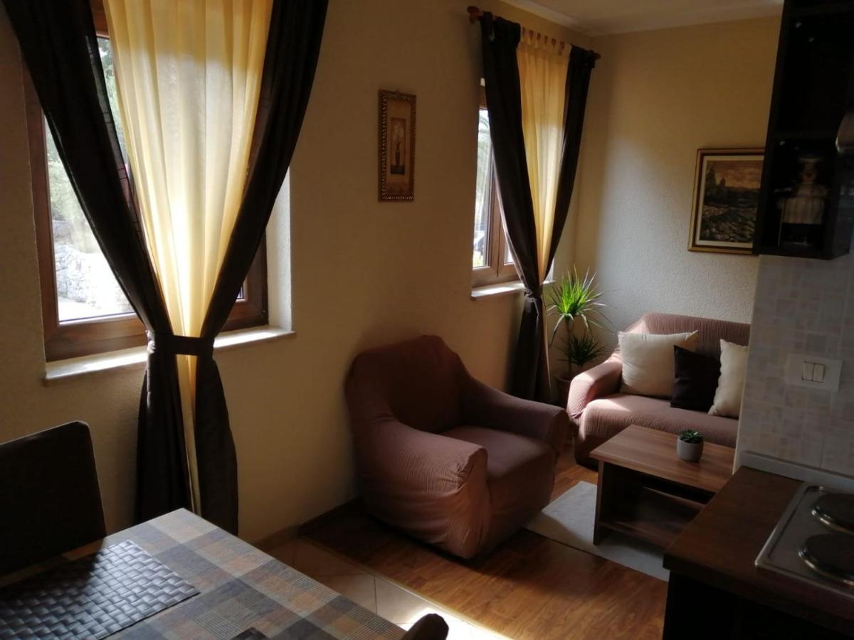 Christian Apartamento Mali Lošinj Exterior foto