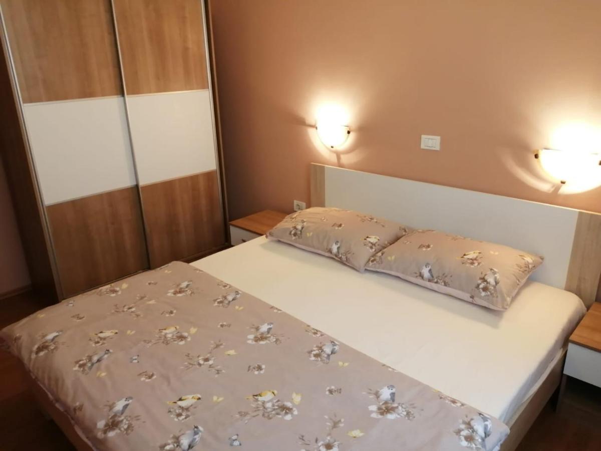 Christian Apartamento Mali Lošinj Exterior foto